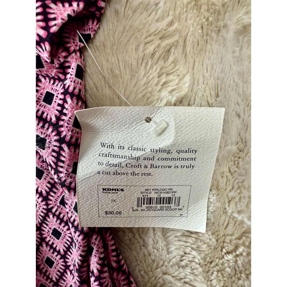 Croft Barrow NWT 1X tshirt, pink-black, curved hem, crew neck, brand new - Picture 9 of 12
